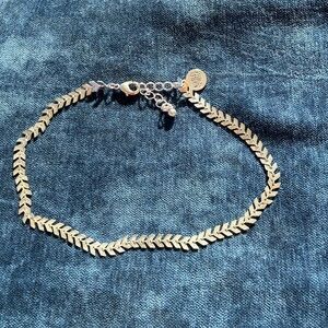 KINSLEY ARMELLE- Silver Chevron Link Choker Necklace - Brushed silver Finish